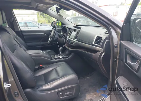 2018 Toyota Highlander Limited Platinum from USA, damaged, VIN 5TDDZRFH5JS498672